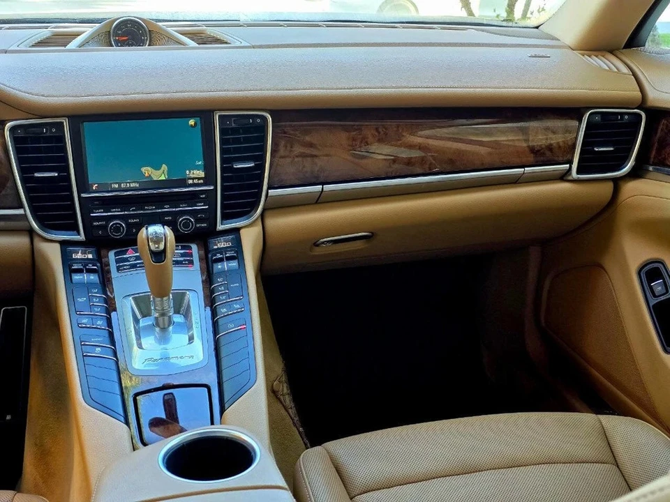 2014 Porsche 970 Panamera - Image 13 of 21