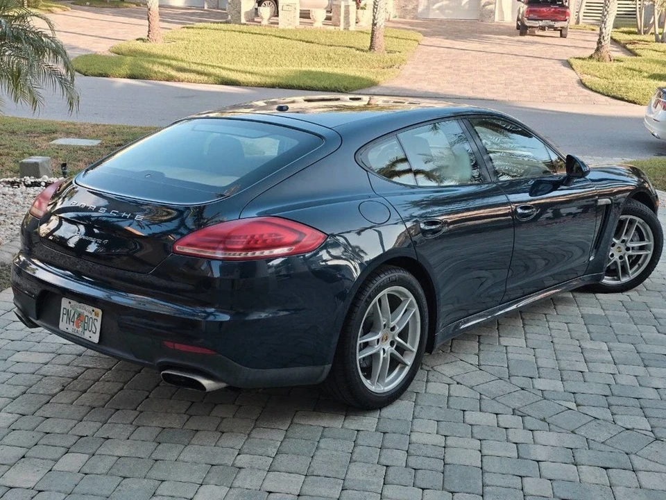 2014 Porsche 970 Panamera - Image 8 of 21