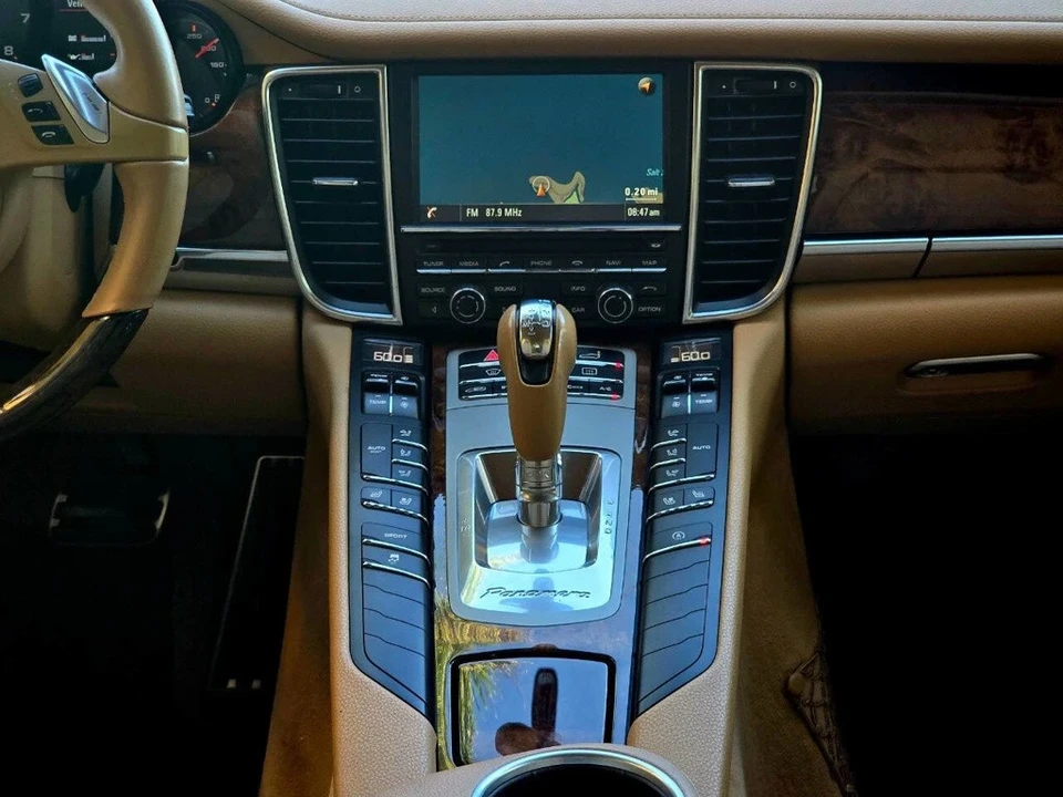 2014 Porsche 970 Panamera - Image 14 of 21