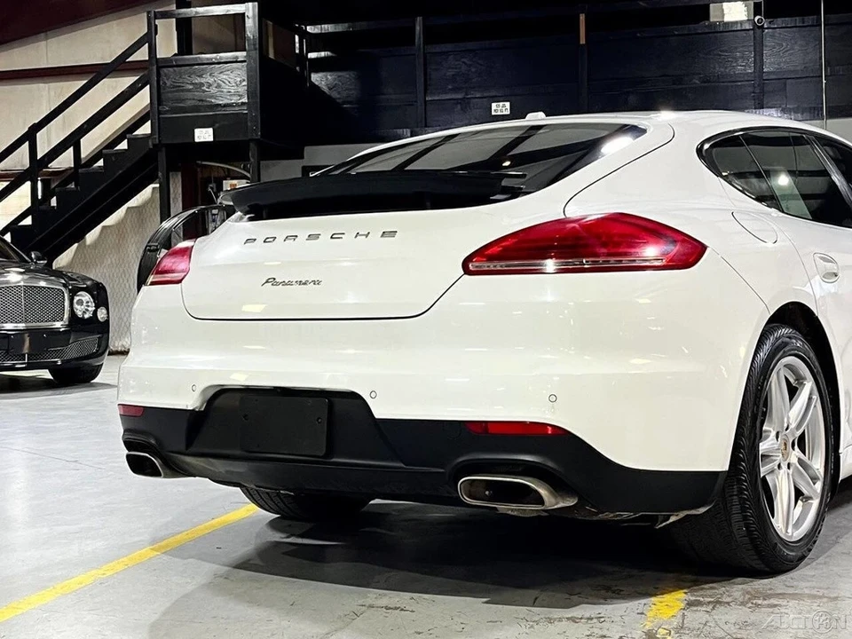 2014 Porsche 970 Panamera 4S - Image 6 of 21