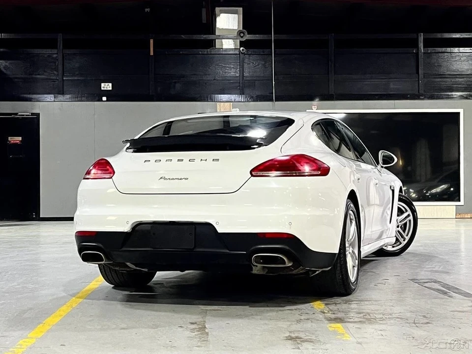 2014 Porsche 970 Panamera 4S - Image 7 of 21