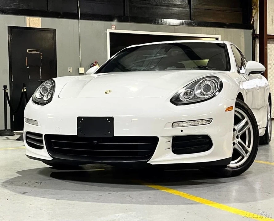 2014 Porsche 970 Panamera 4S - Image 3 of 21