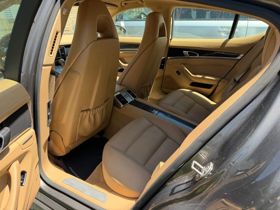 2014 Porsche 970 Panamera S - Image 7 of 9