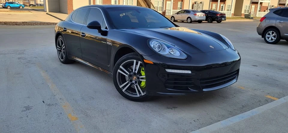 2014 Porsche Panamera - Image 10 of 19