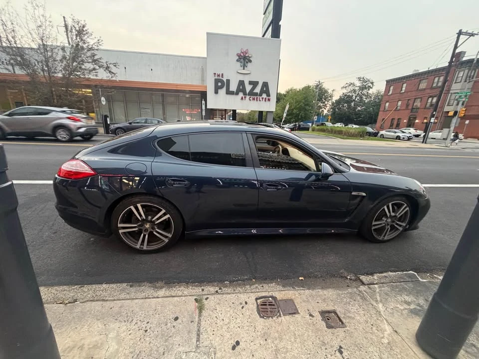 2014 Porsche 970 Panamera - Image 2 of 15