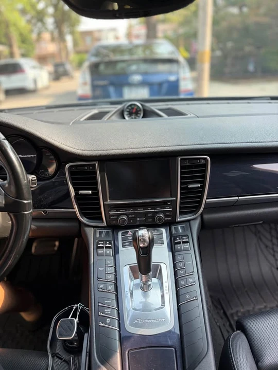 2014 Porsche 970 Panamera - Image 7 of 10
