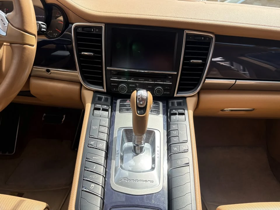 2014 Porsche 970 Panamera - Image 13 of 19