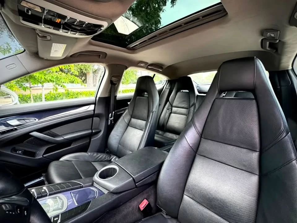 2014 Porsche 970 Panamera - Image 19 of 20