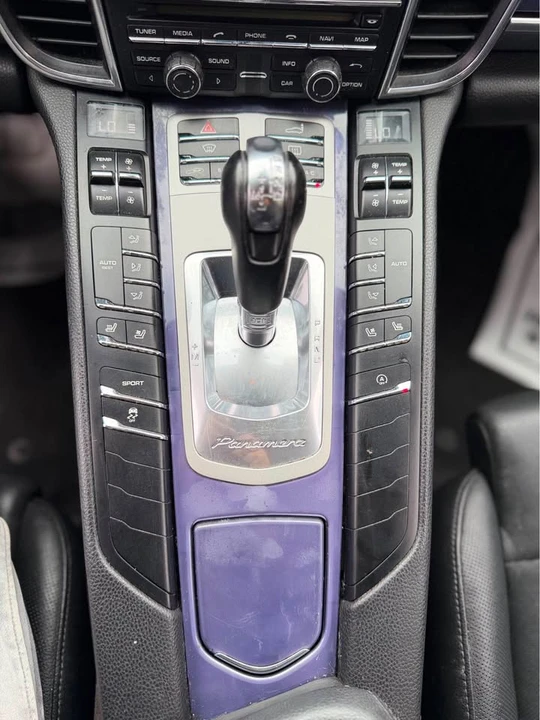 2014 Porsche 970 Panamera - Image 14 of 17