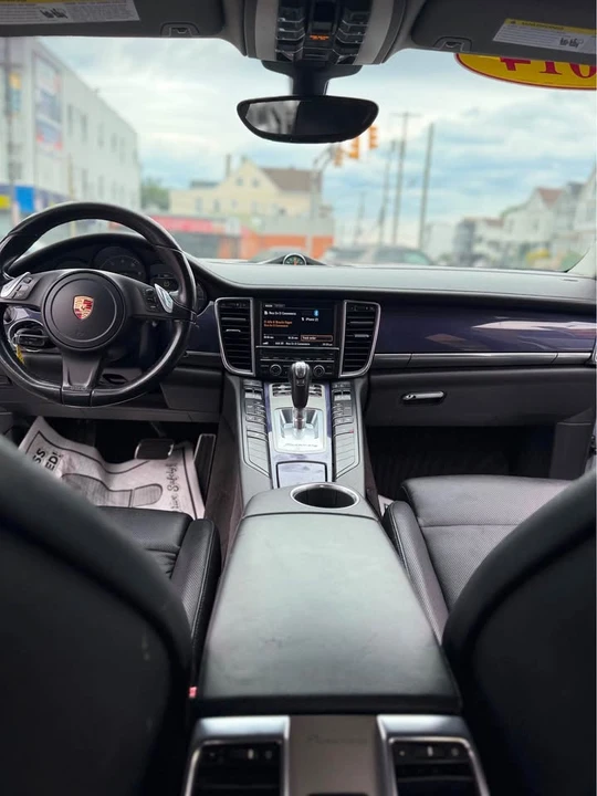 2014 Porsche 970 Panamera - Image 17 of 17