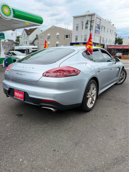 2014 Porsche 970 Panamera - Image 15 of 17
