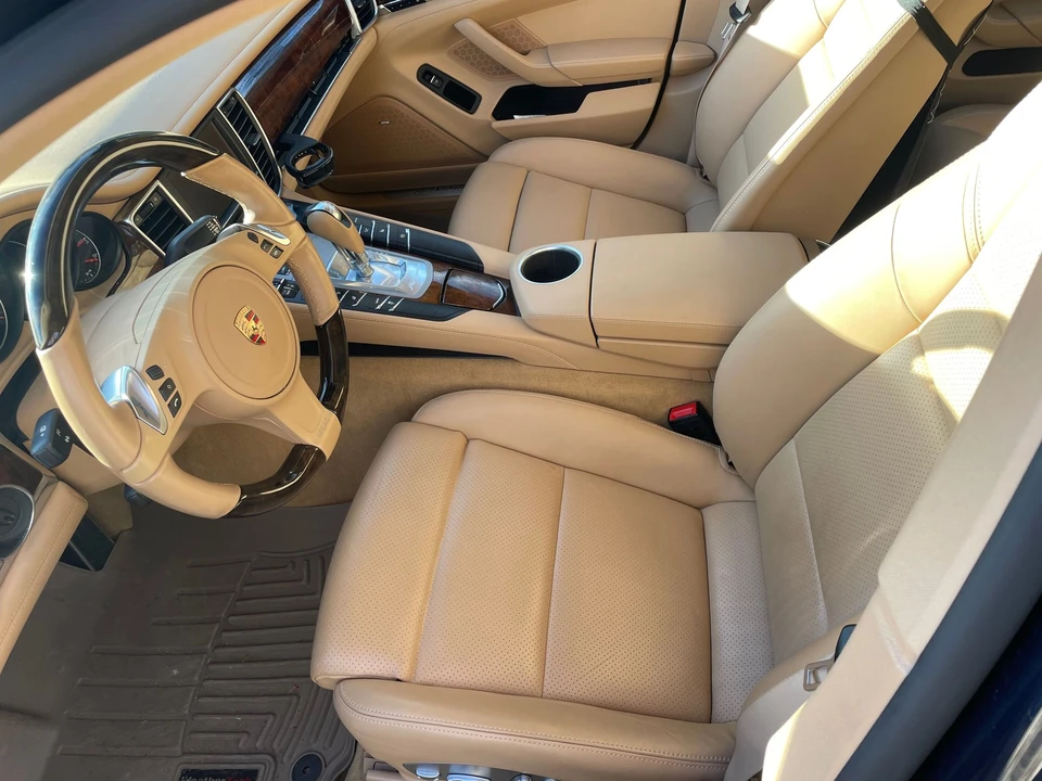 2014 Porsche 970 Panamera - Image 9 of 10