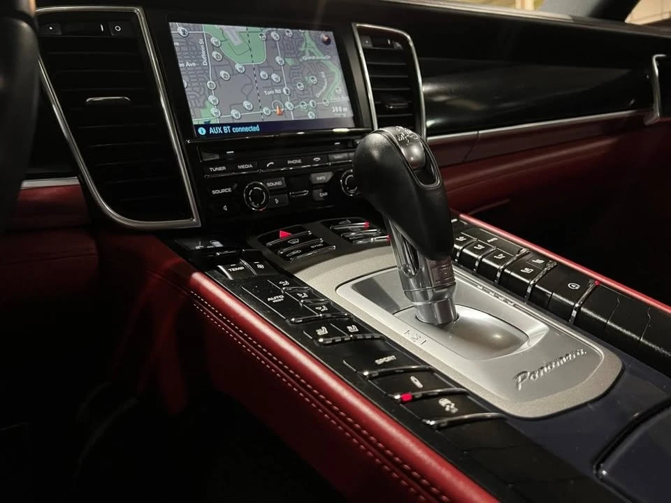 2014 Porsche 970 Panamera - Image 9 of 20