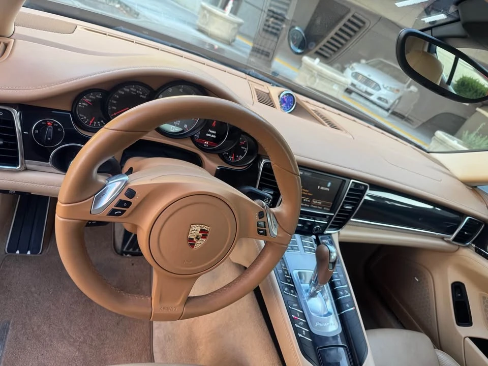 2014 Porsche 970 Panamera - Image 7 of 10