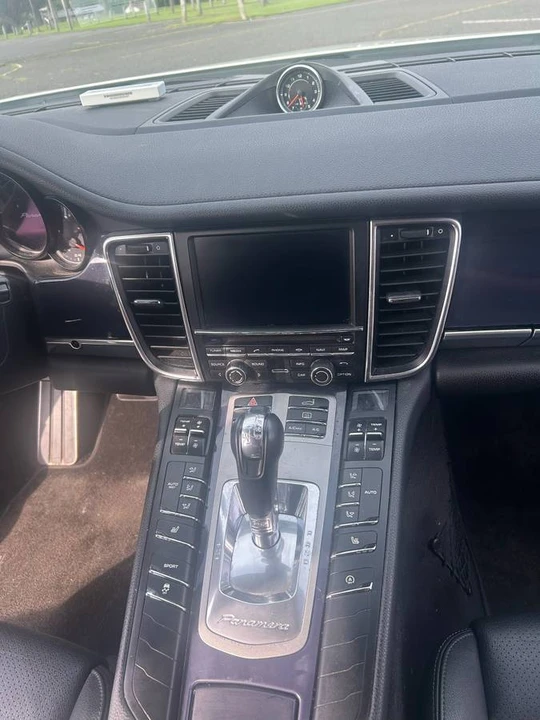 2014 Porsche 970 Panamera - Image 19 of 21