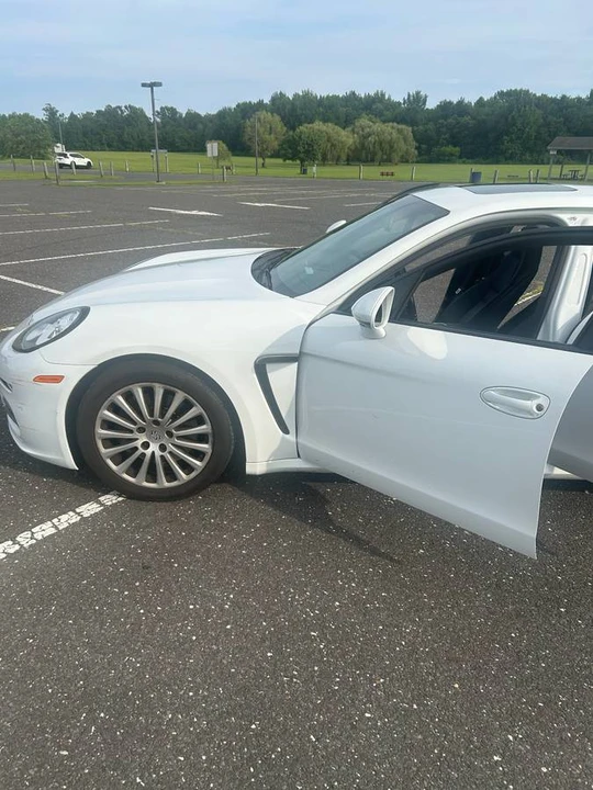 2014 Porsche 970 Panamera - Image 6 of 21