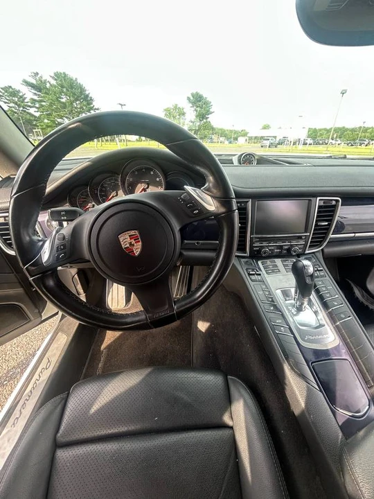 2014 Porsche 970 Panamera - Image 17 of 21