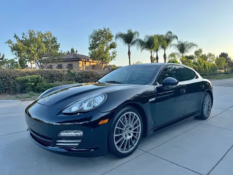 2014 Porsche Panamera 4 Sedan 4D