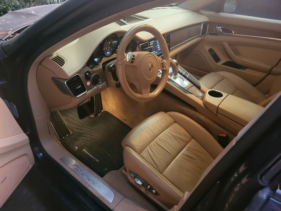 2014 Porsche 970 Panamera - Image 10 of 14