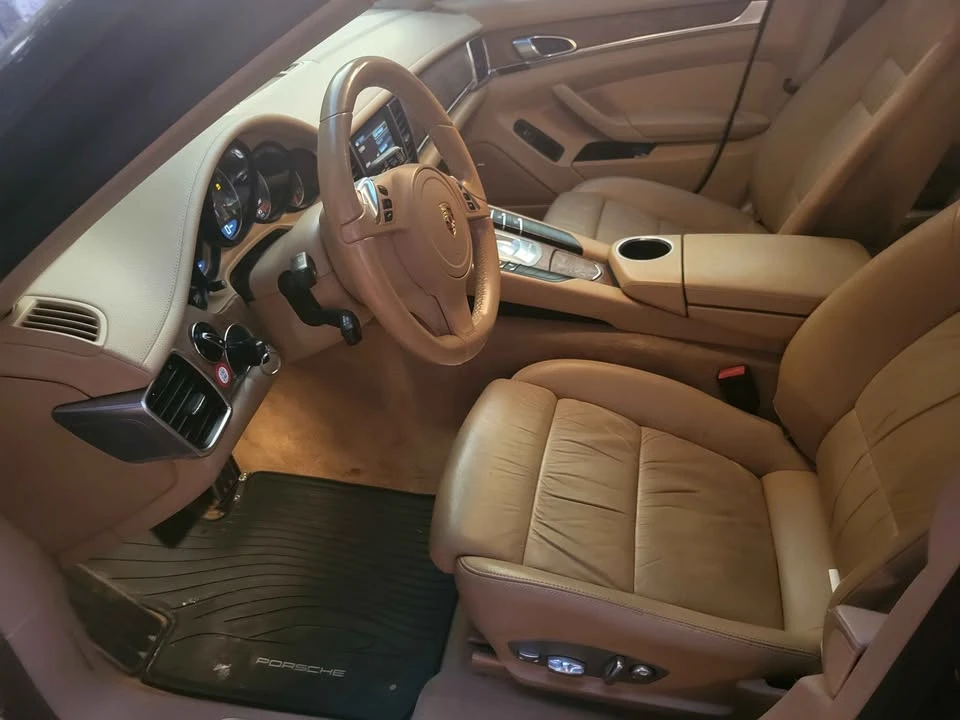 2014 Porsche 970 Panamera - Image 8 of 14
