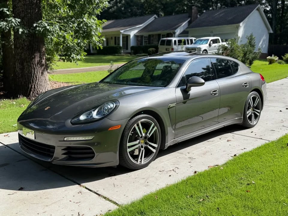 2014 Porsche 970 Panamera - Image 2 of 17