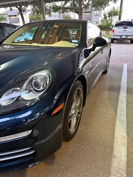 2014 Porsche Panamera 4 Sedan 4D