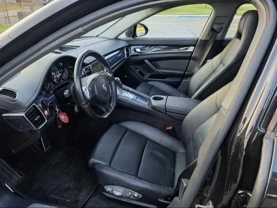 2014 Porsche 970 Panamera - Image 10 of 11