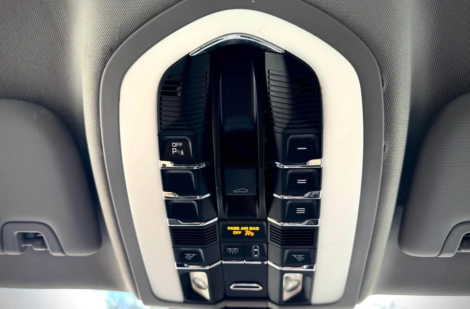 2014 Porsche 970 Panamera - Image 14 of 20
