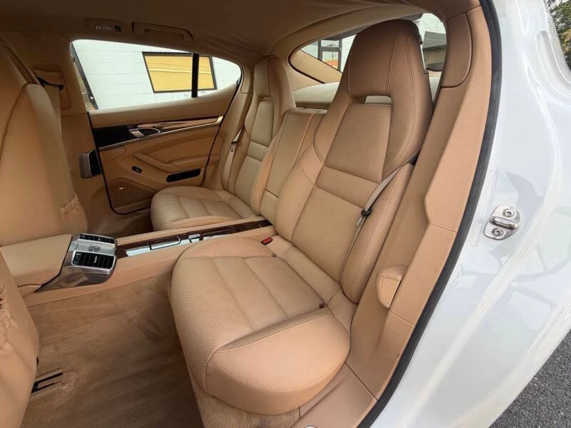 2014 Porsche 970 Panamera - Image 8 of 20