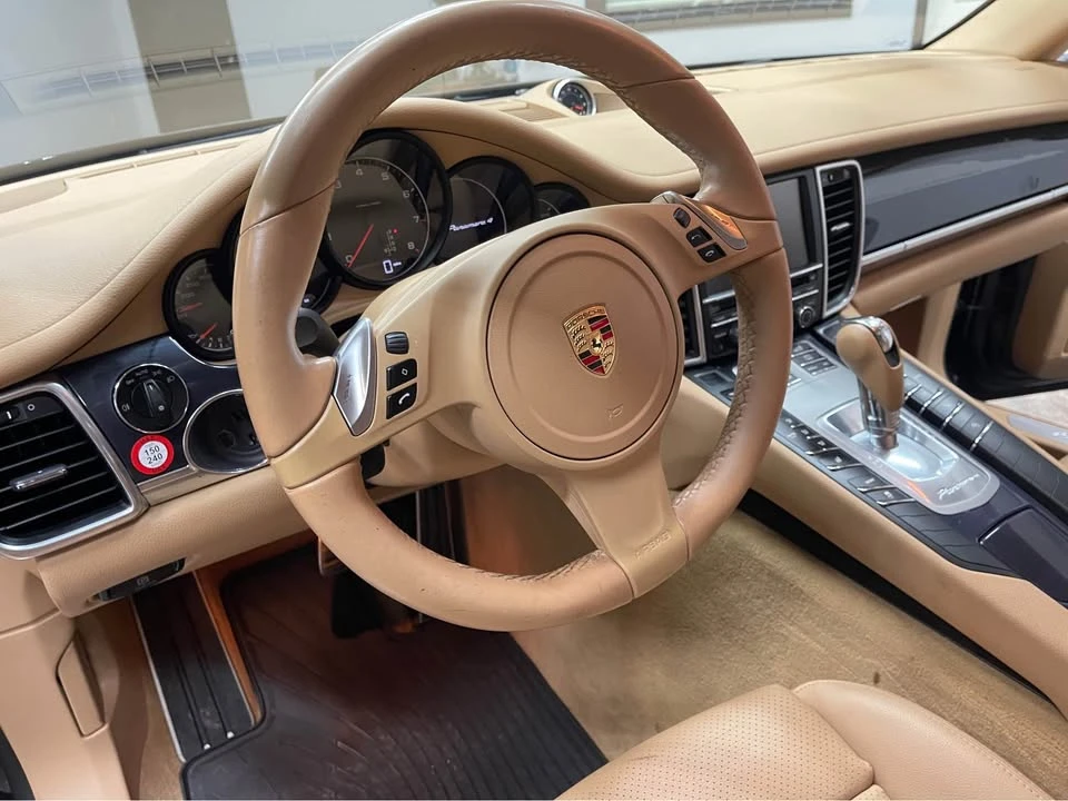 2014 Porsche 970 Panamera - Image 17 of 20