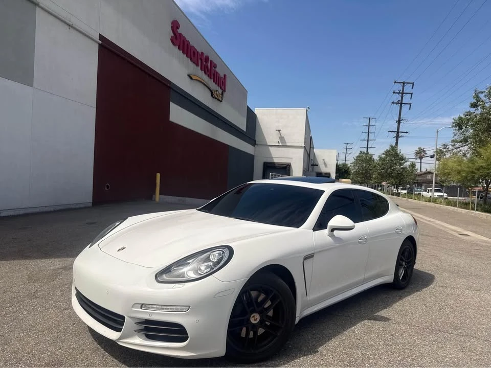 2014 Porsche Panamera - Image 2 of 15