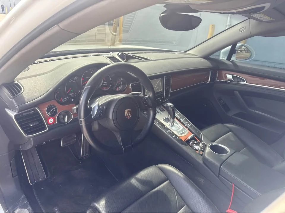 2014 Porsche Panamera - Image 9 of 15