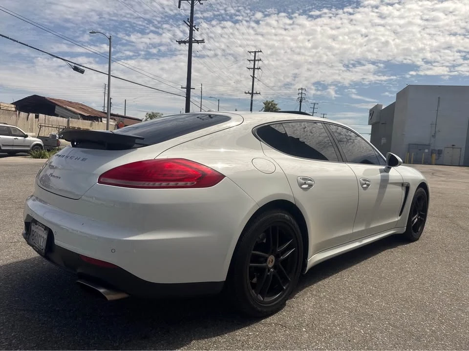 2014 Porsche Panamera - Image 4 of 15