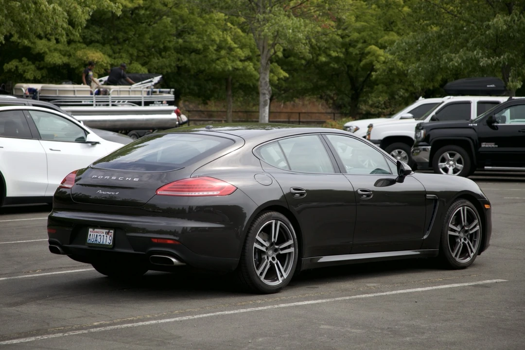 2014 Porsche 970 Panamera - Image 5 of 25