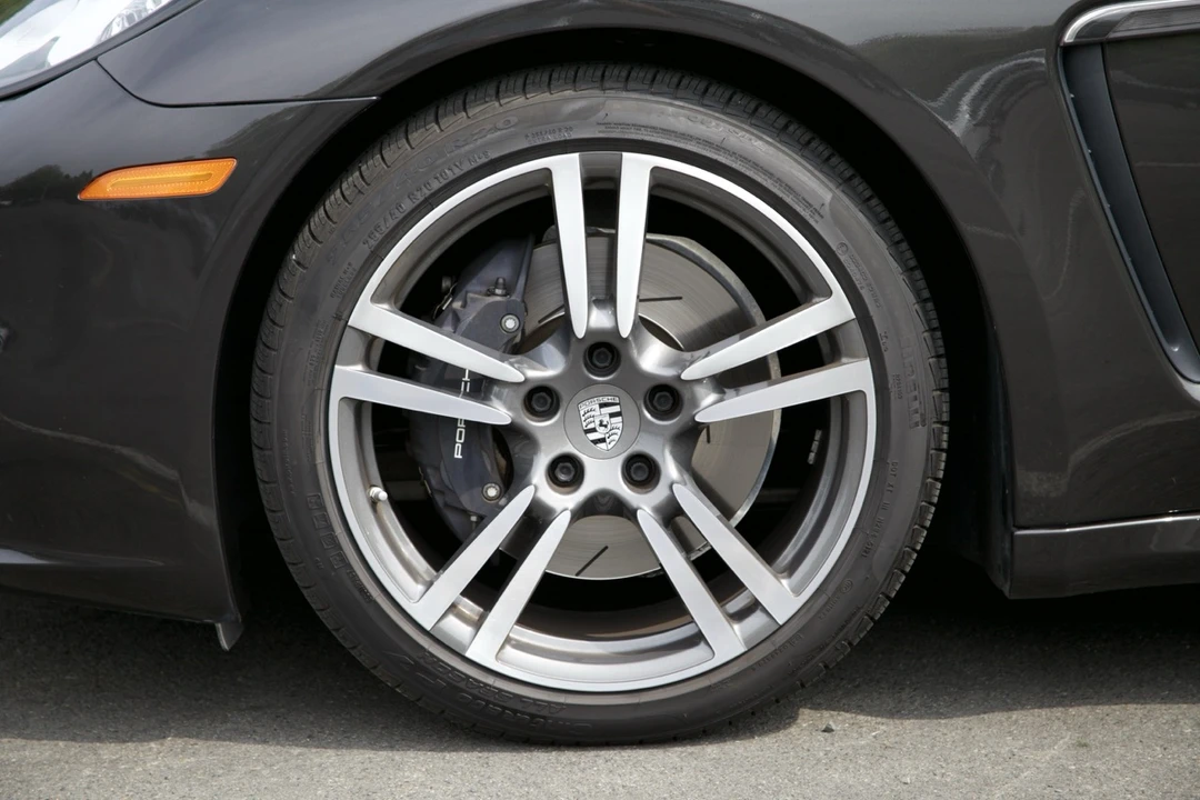 2014 Porsche 970 Panamera - Image 18 of 25