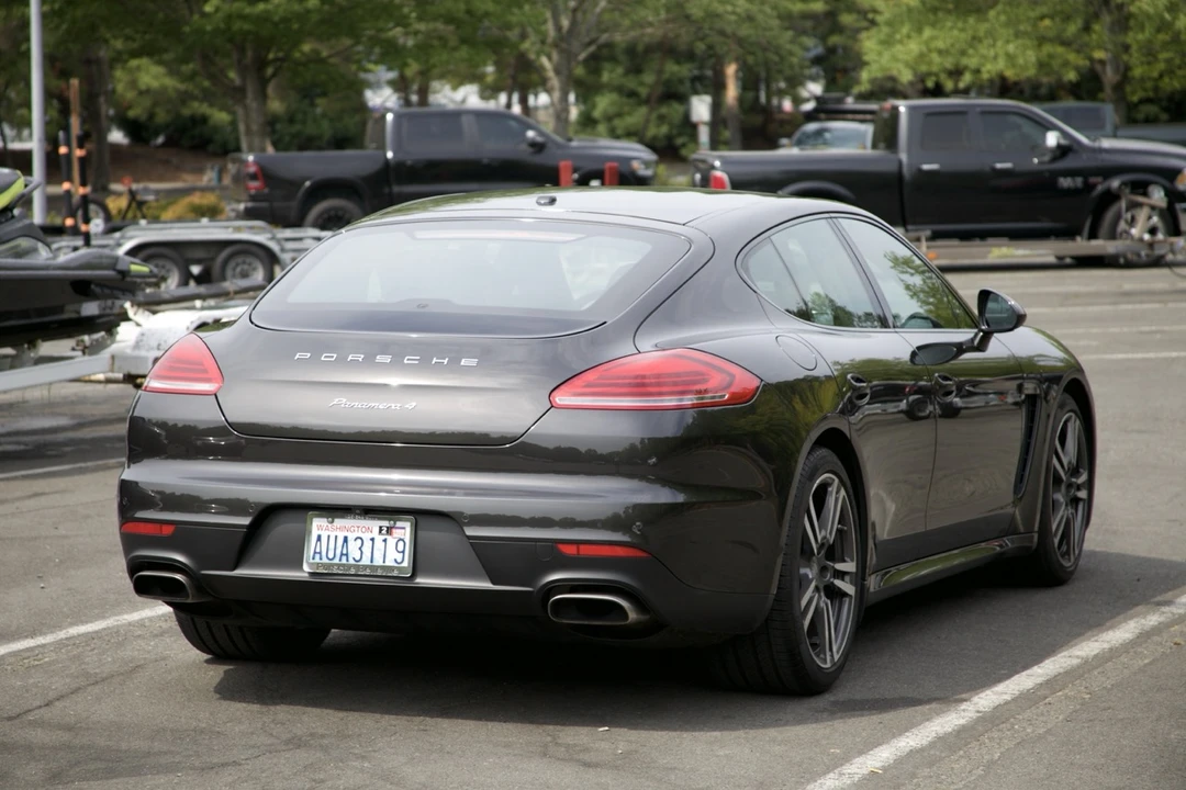 2014 Porsche 970 Panamera - Image 12 of 25