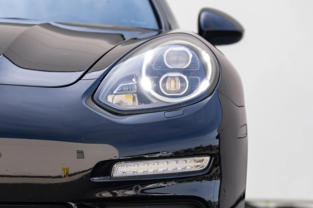 2014 Porsche 970 Panamera - Image 11 of 31