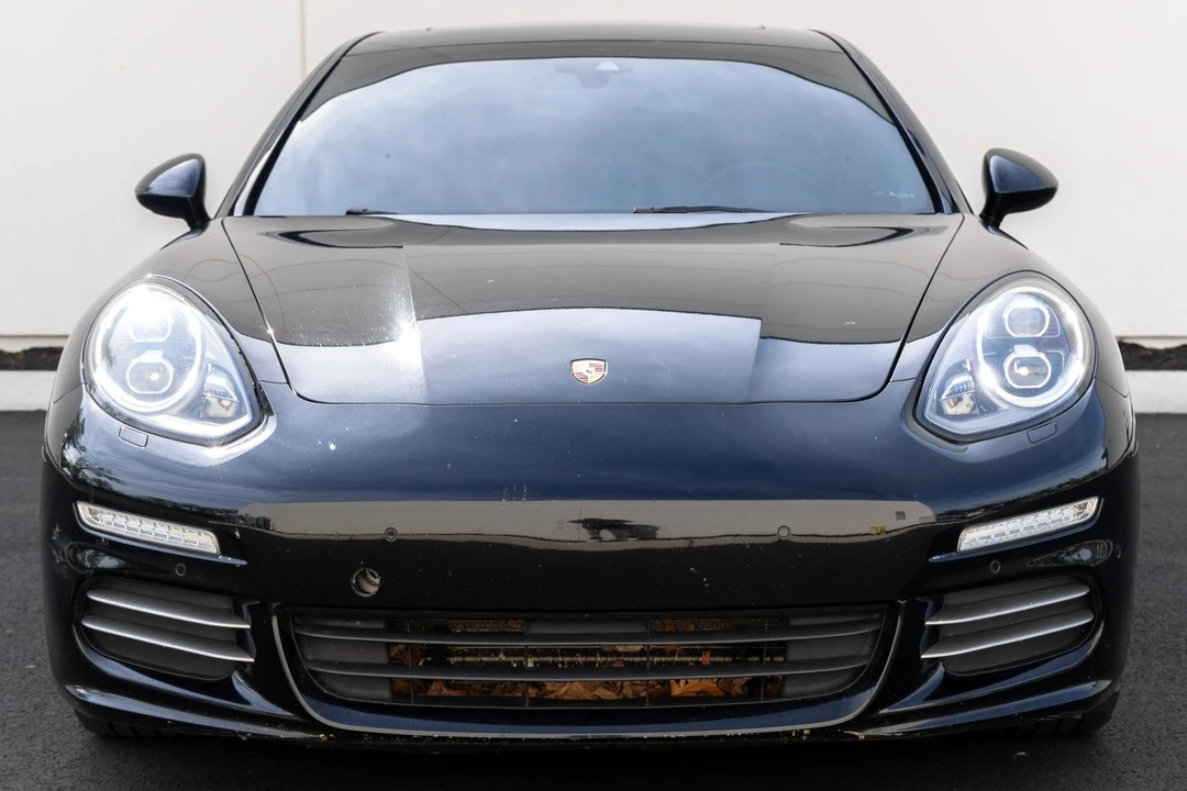 2014 Porsche 970 Panamera - Image 2 of 31
