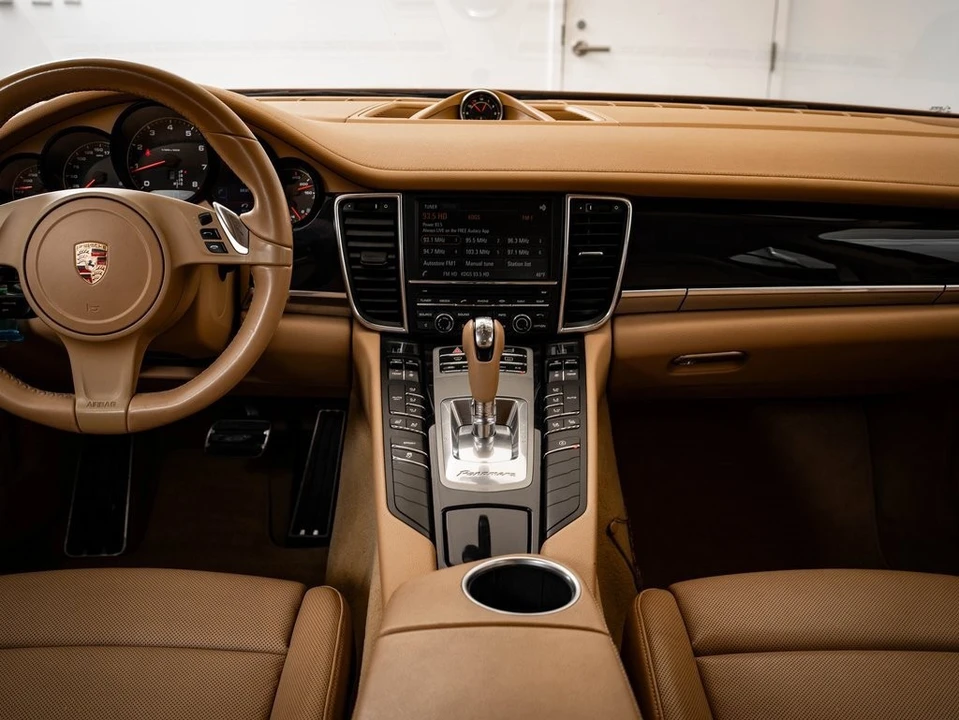 2014 Porsche 970 Panamera - Image 7 of 21