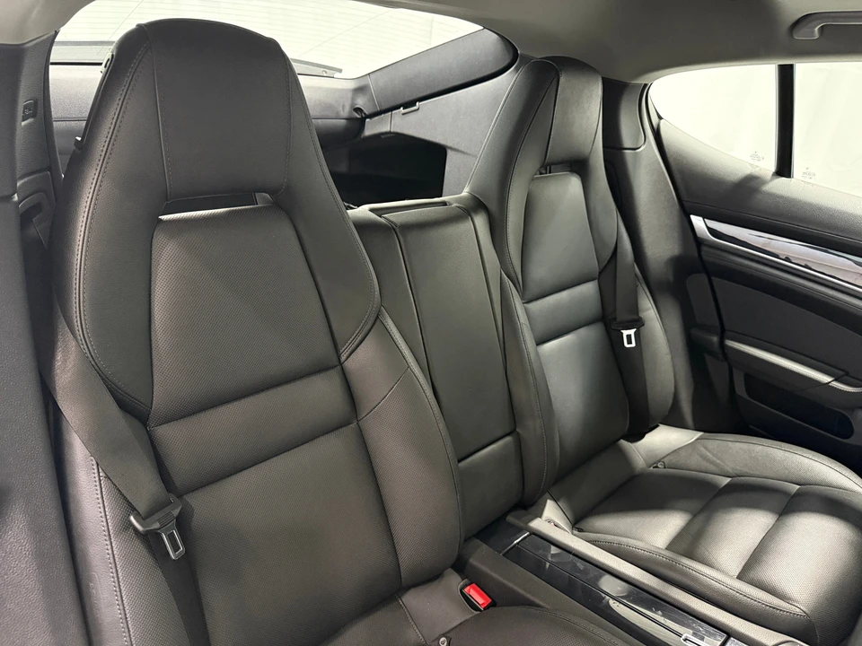 2014 Porsche 970 Panamera - Image 9 of 31