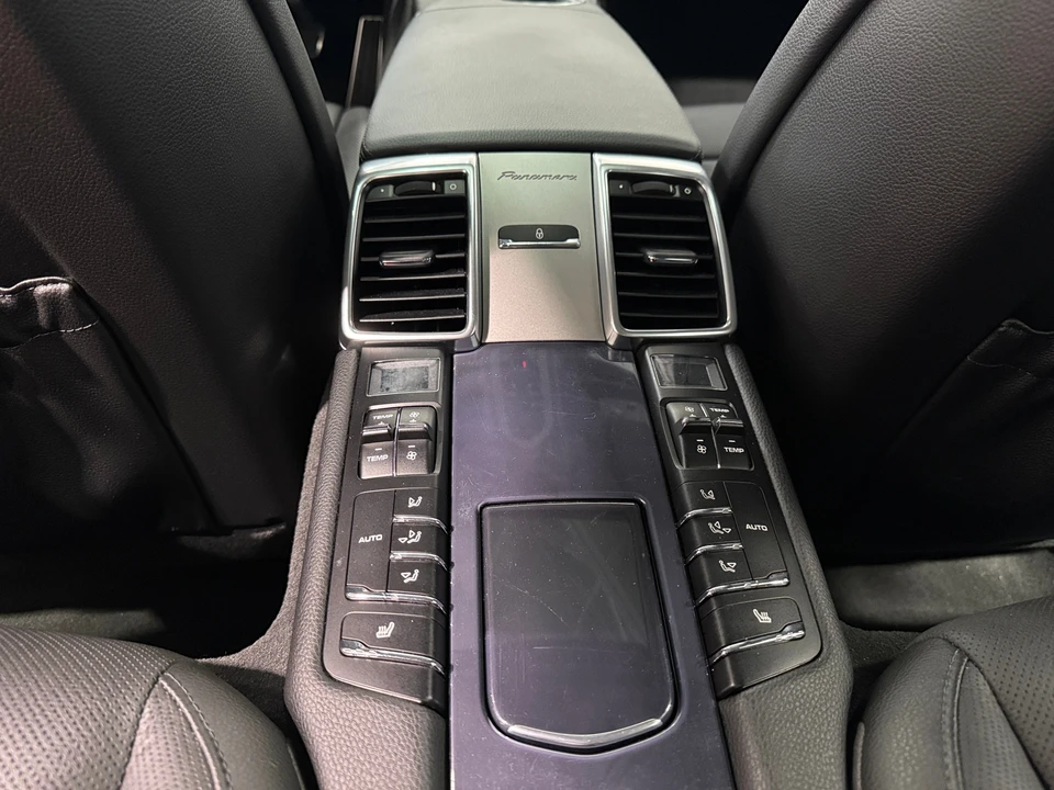 2014 Porsche 970 Panamera - Image 4 of 31