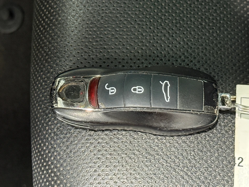 2014 Porsche 970 Panamera - Image 12 of 31
