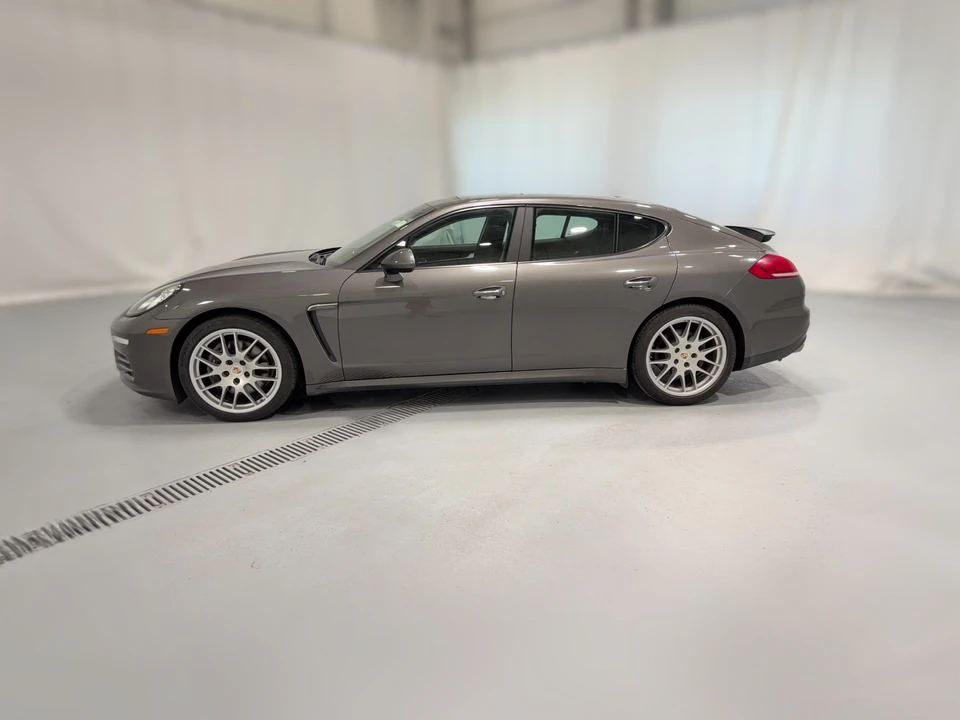 2014 Porsche 970 Panamera - Image 31 of 31