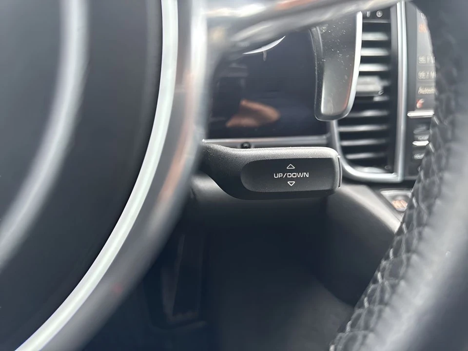 2014 Porsche 970 Panamera - Image 17 of 21