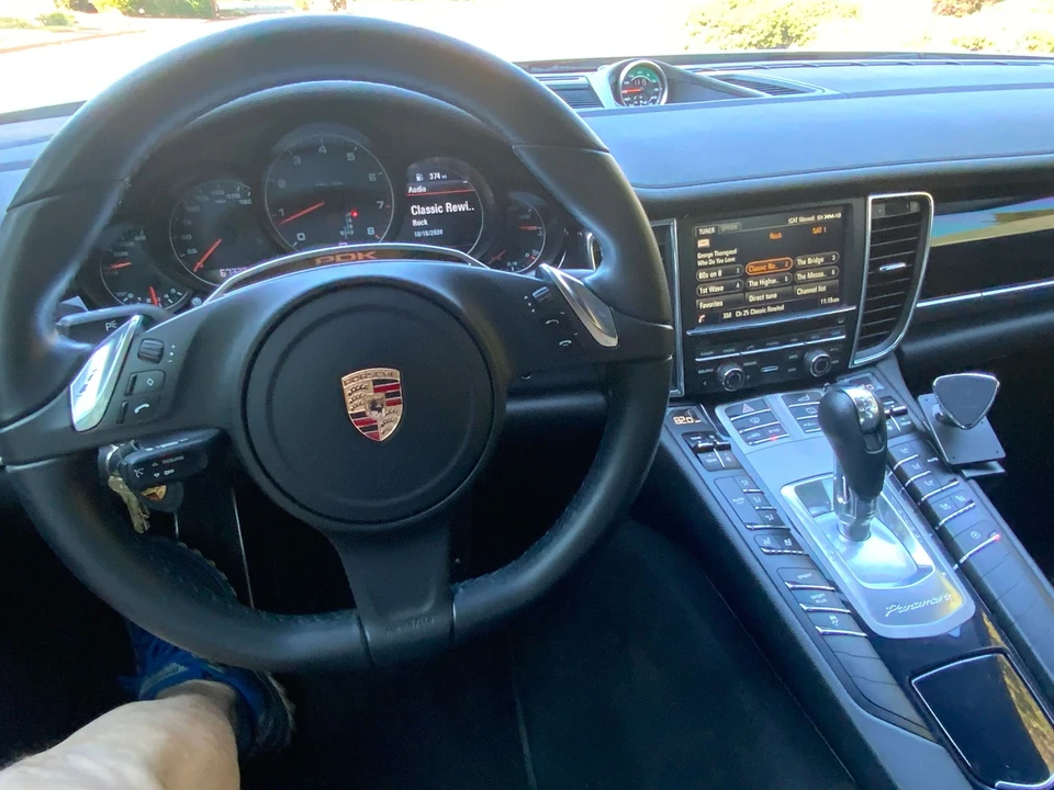 2014 Porsche 970 Panamera - Image 10 of 11