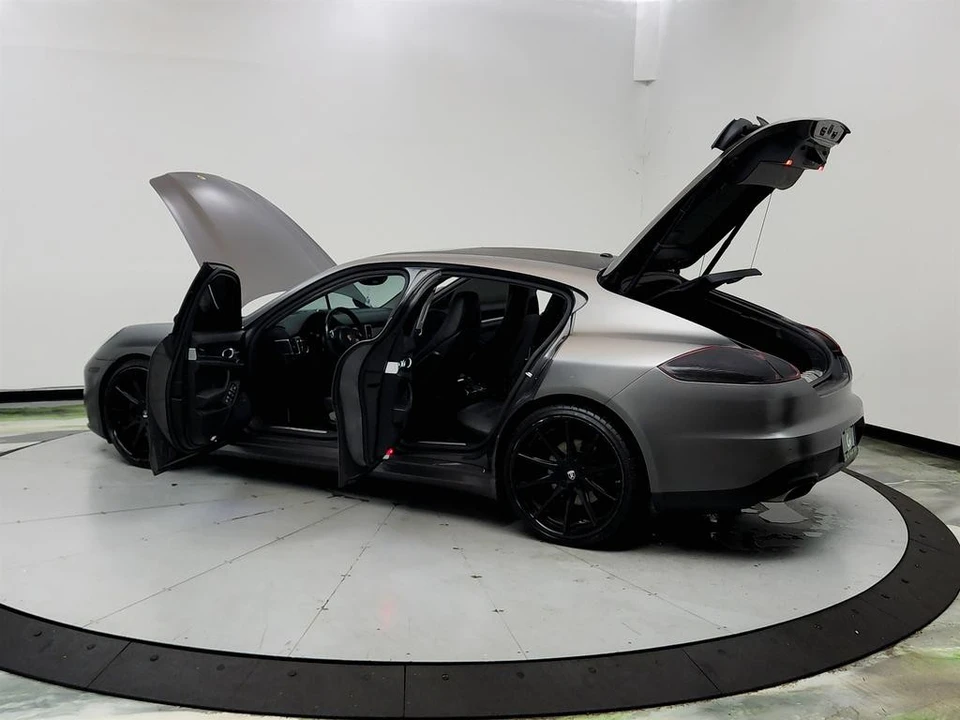 2014 Porsche 970 Panamera - Image 12 of 31