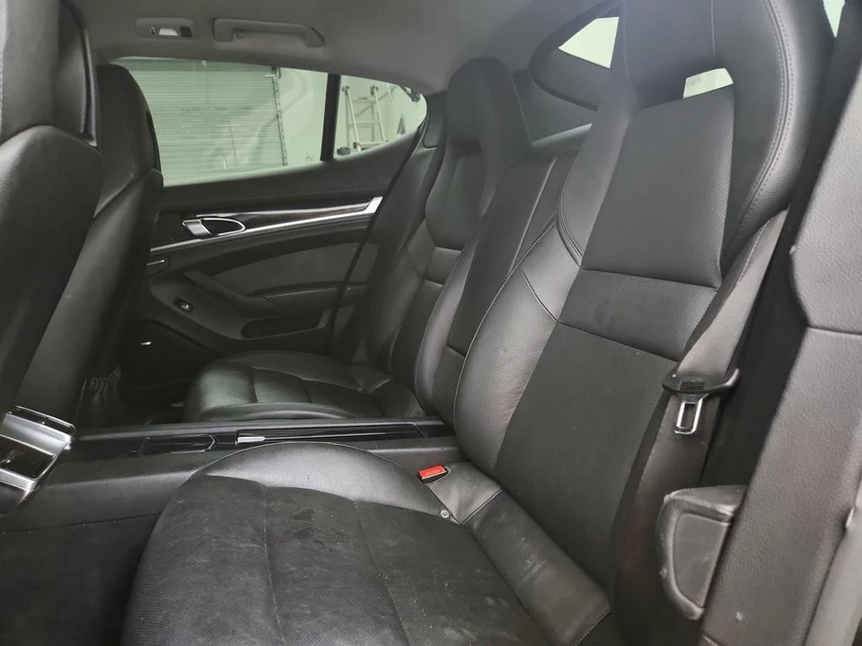 2014 Porsche 970 Panamera - Image 23 of 31