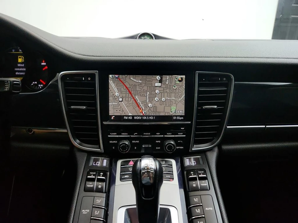 2014 Porsche 970 Panamera - Image 21 of 31