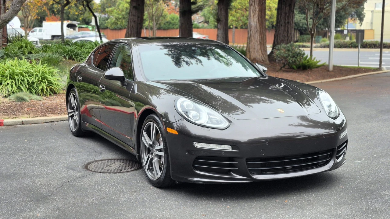 2014 Porsche 970 Panamera 4S - Image 23 of 31