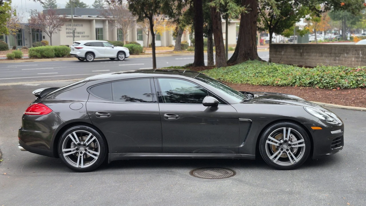 2014 Porsche 970 Panamera 4S - Image 28 of 31